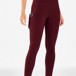 Fabletics Powerhold Athletic High Waisted Capri Leggings Large See Measurements